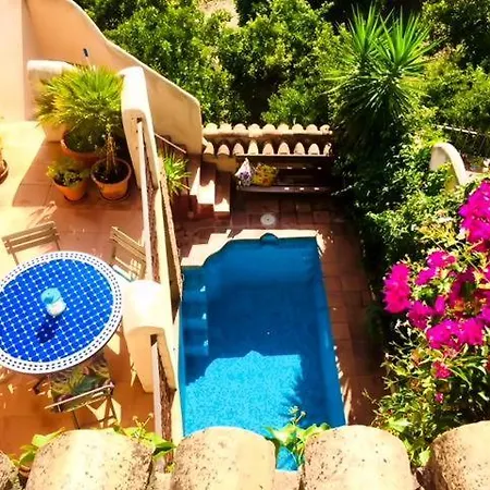 Casa Azahar Saleres
